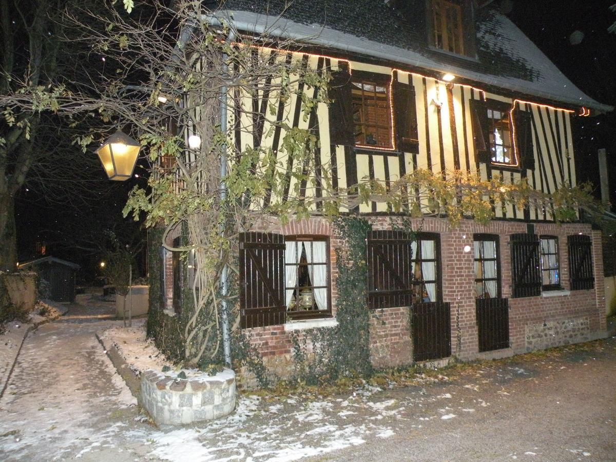 Auberge Du Val Au Cesne Saint-Clair-sur-les-Monts Екстер'єр фото